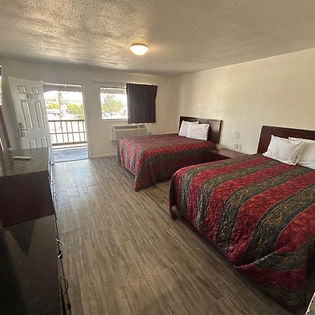 Quest Inn Уедърфорд Екстериор снимка