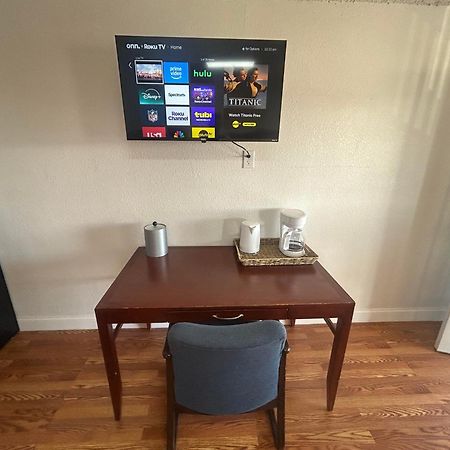 Quest Inn Уедърфорд Екстериор снимка
