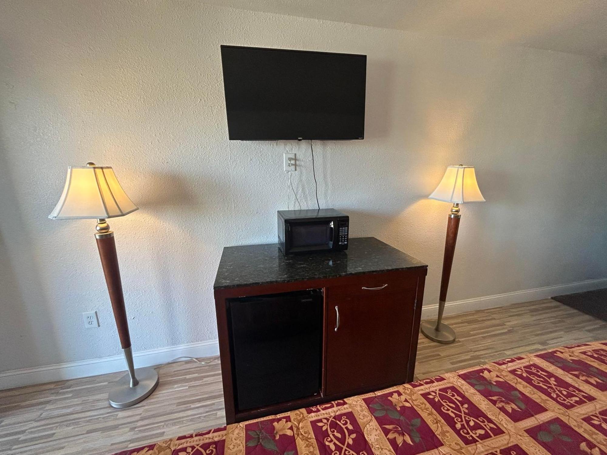 Quest Inn Уедърфорд Екстериор снимка