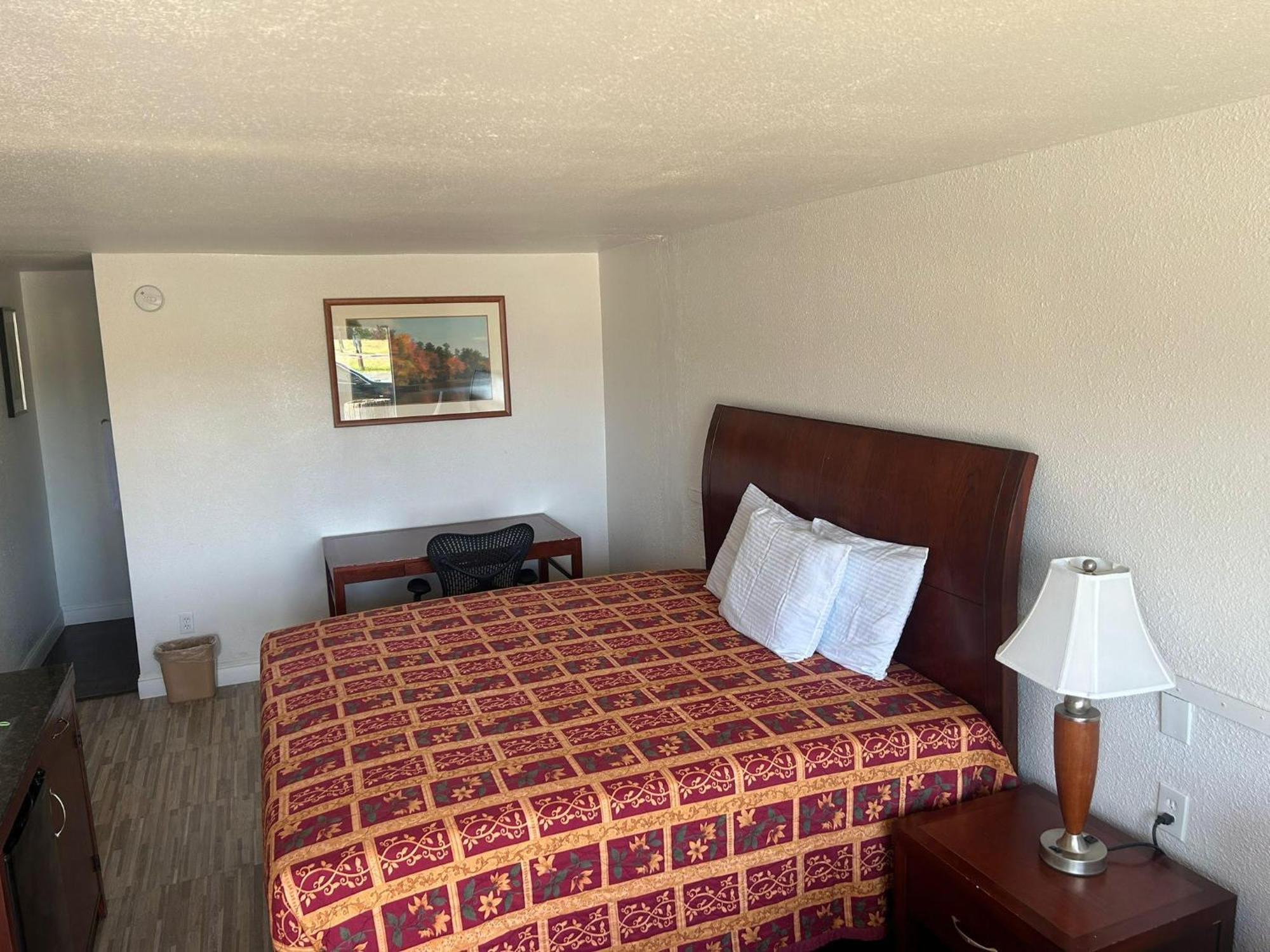 Quest Inn Уедърфорд Екстериор снимка