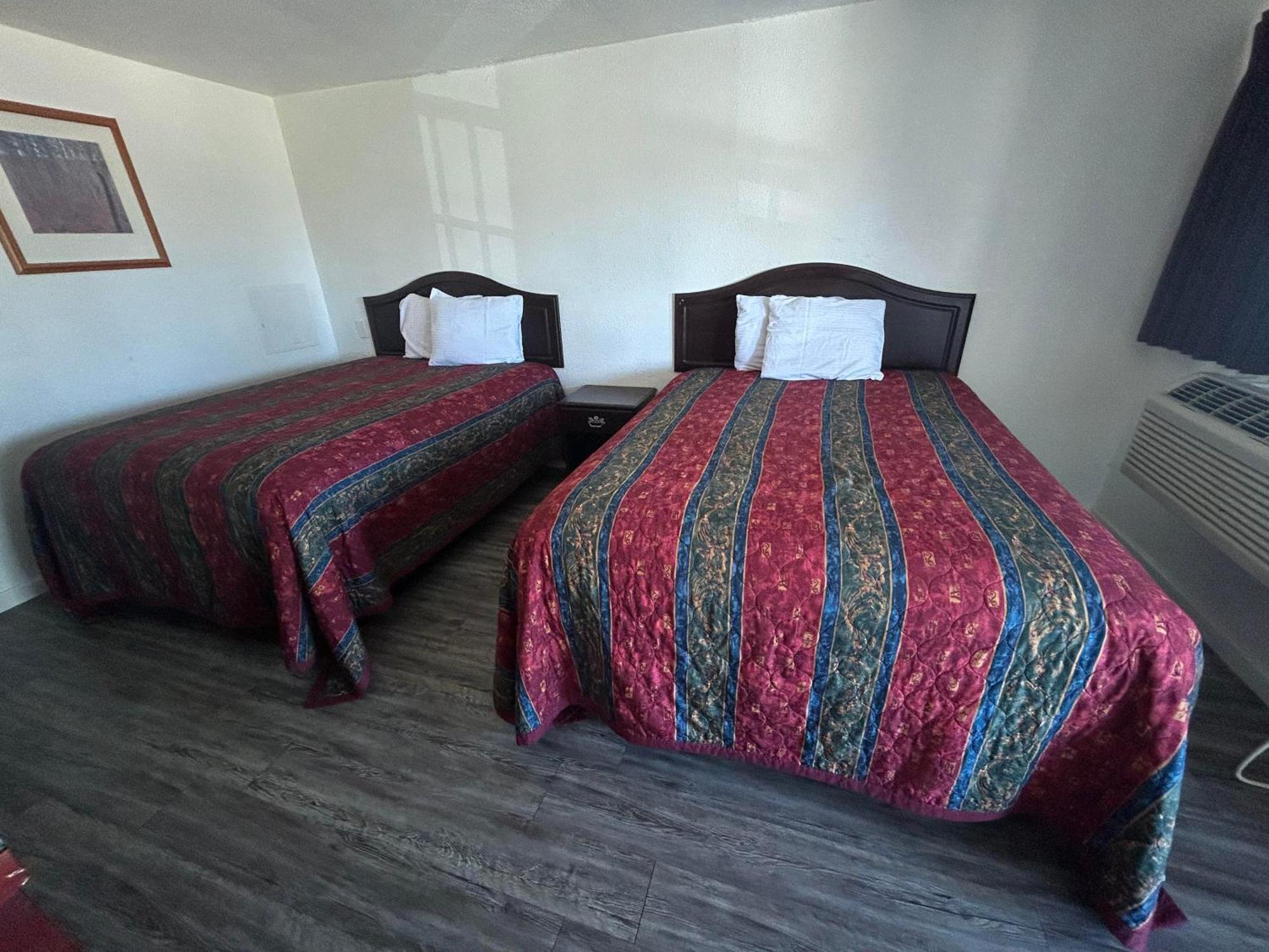 Quest Inn Уедърфорд Екстериор снимка