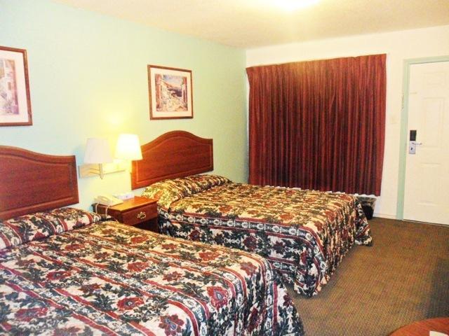 Quest Inn Уедърфорд Стая снимка