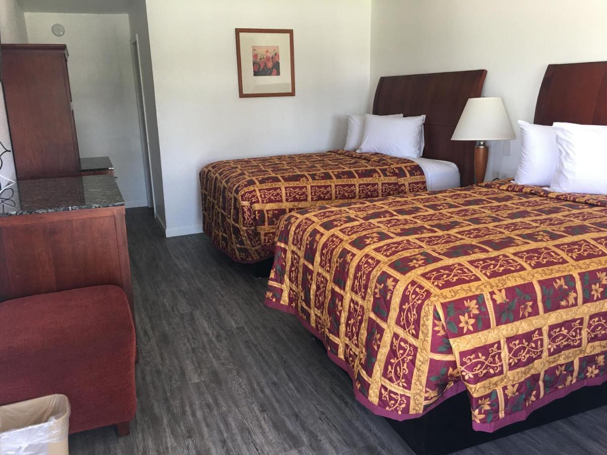 Quest Inn Уедърфорд Екстериор снимка